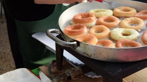 Fried donuts 库存影片 71013768
