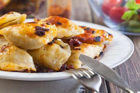 Fried dumplings stuffed with meat Foto stock