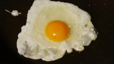 Fried Egg Thai Style Video stock 56716344