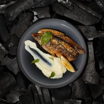 Fried fish and mashed potatoes Foto stock