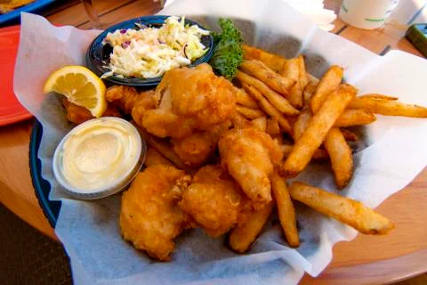 Fried fish dinner Фото