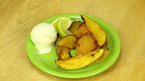 Fried fruit with ice cream Stock Footage 43368401