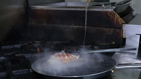 Fried Lobster in the hot pan. 스톡 동영상 124681793