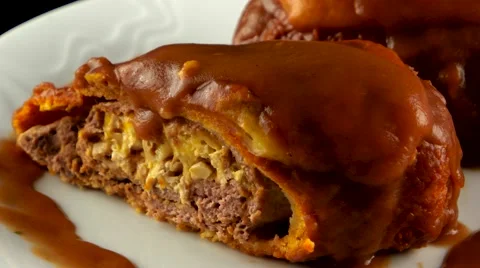 Fried meat roll with chicken, cheese and sauce, loop Stock Footage 61708720