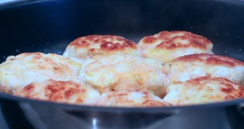 Fried Meatballs in a frying pan Stock Footage 88351655