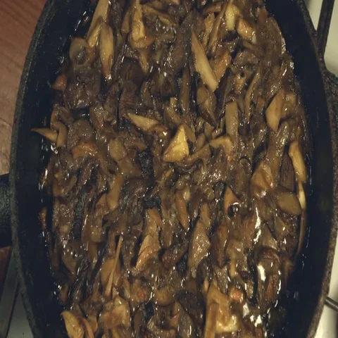 Fried mushrooms. Close-up. Video stock 69383632