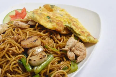 Fried noodles Stock Photos