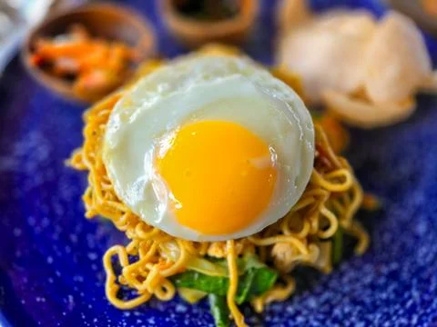 Fried noodles Stock Photos