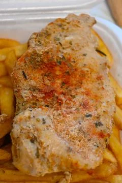 Fried potatoes with plain chicken breast Stockfoto's