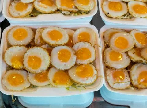 Fried quail eggs Stock Photos