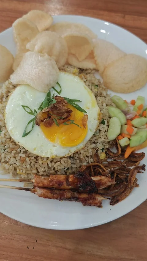Fried rice and satay Stock Footage 334939961