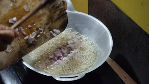 Fried shallots Stock Footage 303626812