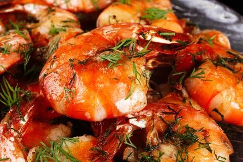 Fried shrimp with dill, macro, background Foto stock