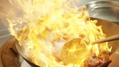 Fried shrimps in a pot Stock Footage 91885072