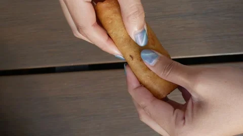 Fried spring rolls or popia or lumpia. vertical video.indonesia traditional.. Stock Footage 294281281