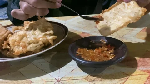 Fried tempeh Stock Footage 302738431
