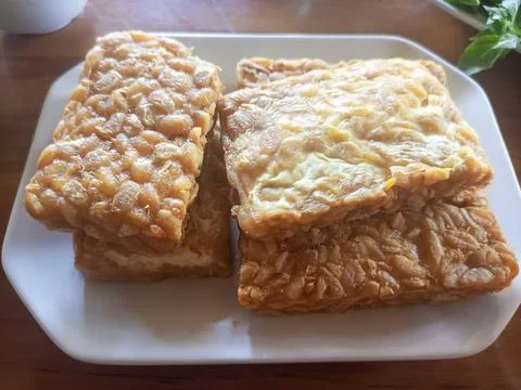 Fried tempeh Foto stock
