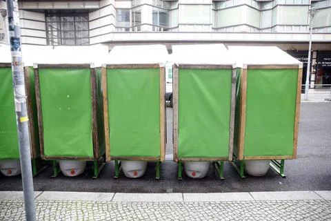  Friedrichstrasse in Berlin wird zur temporaeren Fussgaengerzone, Eco-Toil... Stock Photos
