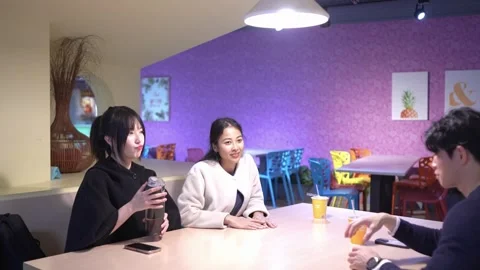 Friendly Conversation at University Cafeteria in Da’an District, Taipei 스톡 동영상 281077850