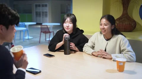 Friendly Conversation at University Cafeteria in Da’an District, Taipei Video stock 281078049