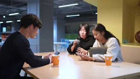 Friendly Conversation at University Cafeteria in Da’an District, Taipei 스톡 동영상 281078239