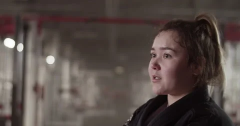 Friendly trainer speaking to fighter 스톡 동영상 232406251