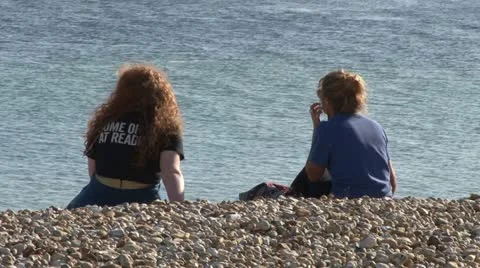 Friends Sat on Beach Video stock 18010103