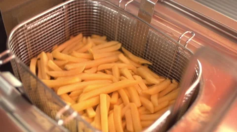 Fries in oil Vidéo 46846680