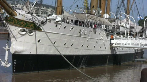 Frigate Sarmiento 2 動画素材 375012