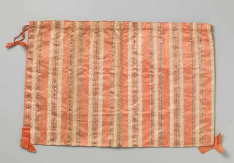 Frivolita bag in flat rectangular model, of carride satin with woven strip... 写真素材