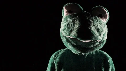 Frog man dancing 6 Vídeos de archivo 89627940
