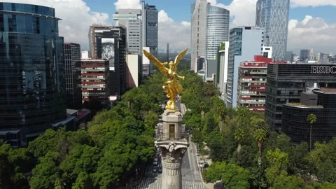 Front aerial view of Angel de la Independencia landmark in Mexico City, 4K Stock Footage 159913630
