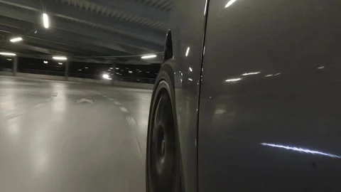 Front door action camera captures car laps 库存影片 345259294