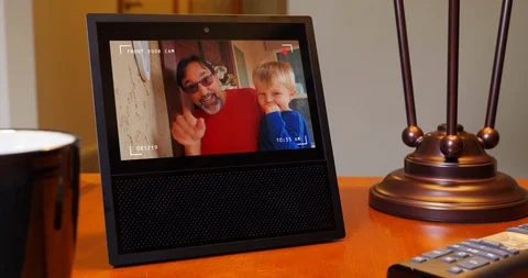 Front Door Camera on a Personal Assistant 動画素材 113424268