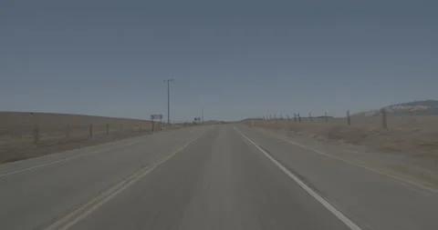 Front driving plate - Highway 1 at San Simeon Road, San Simeon Stockbeeldmateriaal 294918023