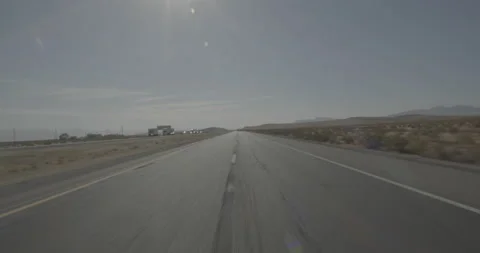 Front driving plate - Highway 15 at Mile 99, Manix Vídeo Stock 294688910