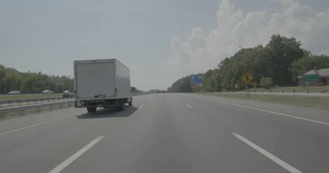 Front driving plate - Highway 95 at Dumfries Road, Montclair Video stock 284893326