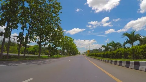 Front Driving Plate : On Route#4 Phet Kasem Road , Khao Yoi District , Thailand 库存影片 92602702