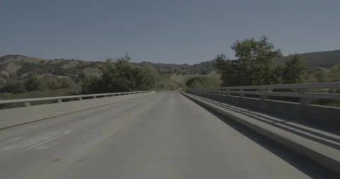 Front driving plate - San Luis Bay Drive at Ontario Road, Avila Beach Vídeo Stock 294779969