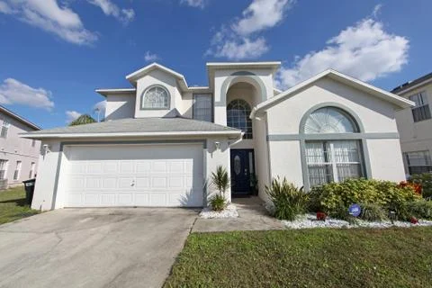 Front exterior Фото