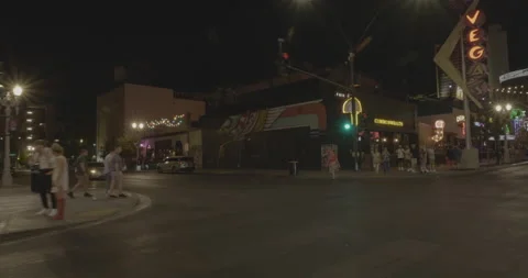 Front left driving plate - Fremont Street at 6th Street, Las Vegas Vídeo Stock 294243240