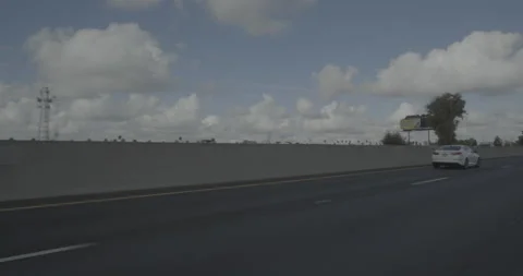 Front left driving plate - Highway 99 at Cherokee Road, Stockton Vídeos de archivo 293457671