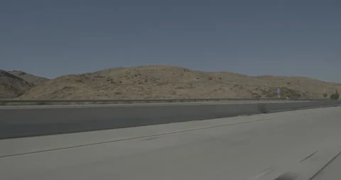 Front left driving plate - Highway 14 at Pearblossom Highway, Palmdale Stockbeeldmateriaal 293690191