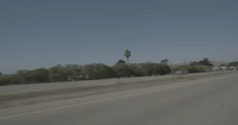 Front left driving plate - Highway 1 at Chaney Street, Cayucos Vídeo Stock 294799931