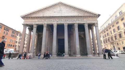 Front of Pantheon temple in Rome Video stock 10789762