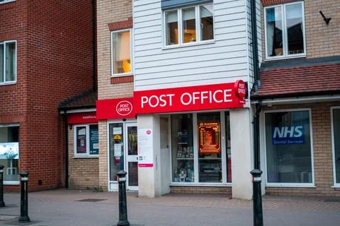 The front of a Post Office in England Fotos Stock