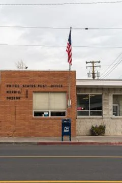 Front of the post office in Merrill, Oregon, USA Stock Photos