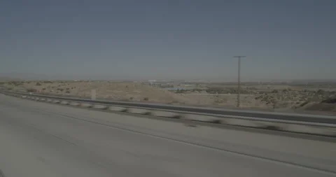 Front right driving plate - Highway 14 at Pearblossom Highway, Palmdale Vídeo Stock 293690284