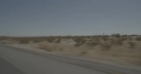 Front right driving plate - Highway 58 at 70th Street, California City Vídeos de archivo 293715583