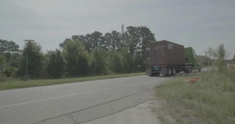 Front right driving plate - Horne Road at Abandoned Restaurant, Rowland Video stock 285047730